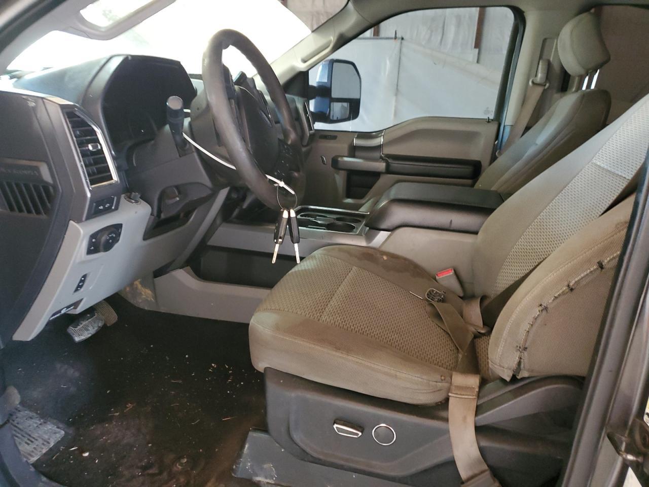 2017 Ford F250 Super Duty - Image 7