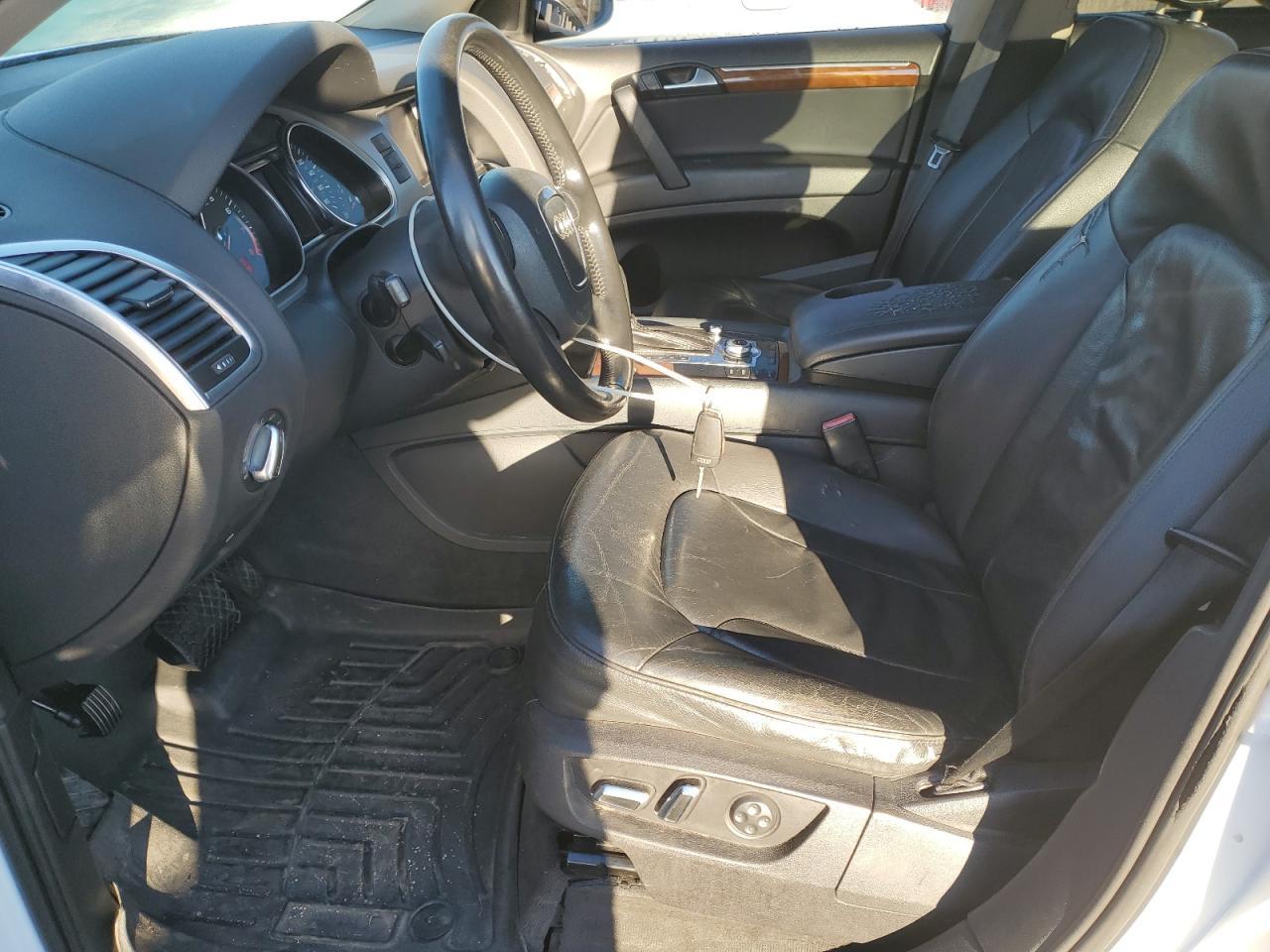 2010 Audi Q7 Premium Plus - Image 7