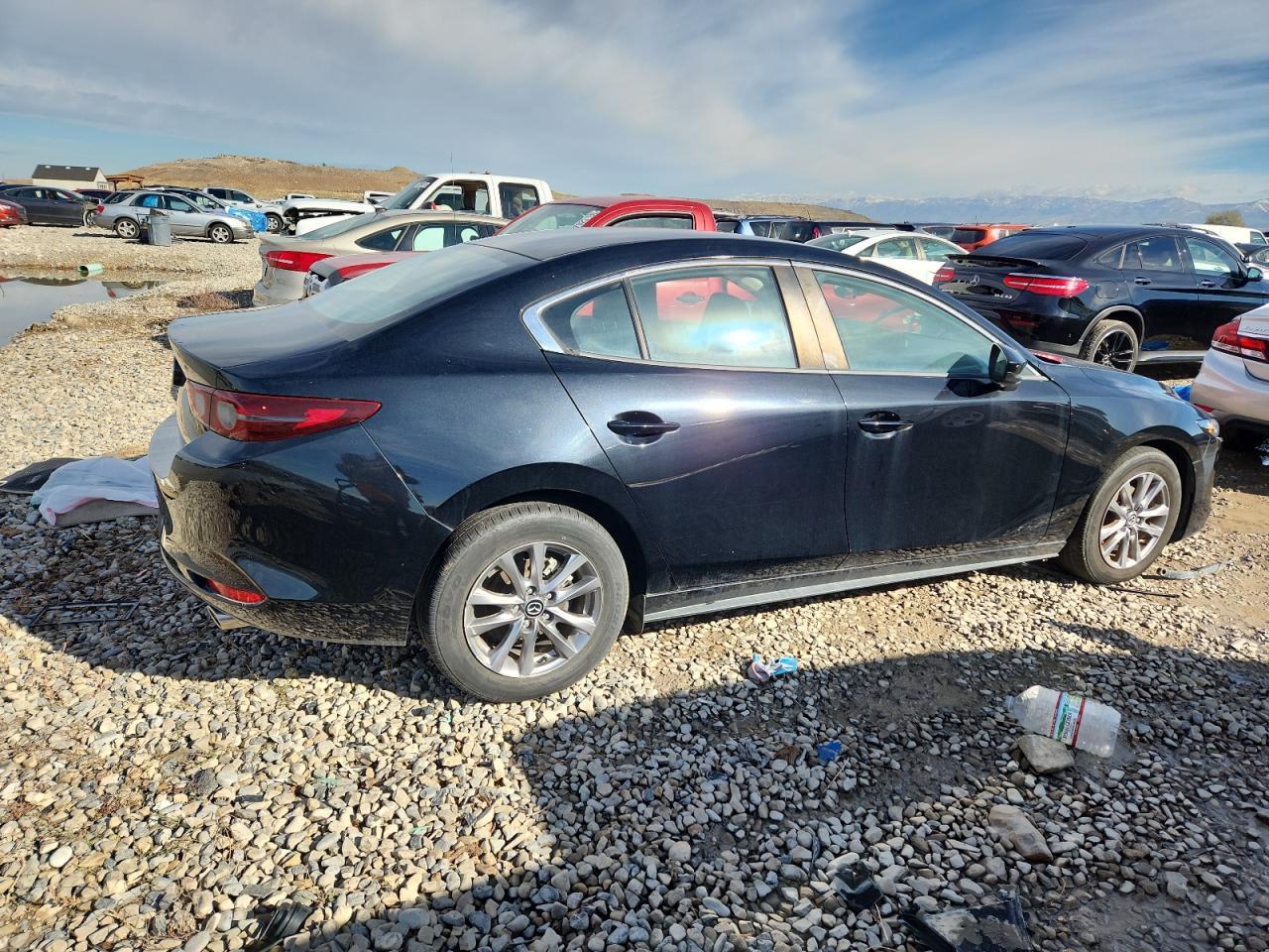 2021 Mazda 3 - Фото 3