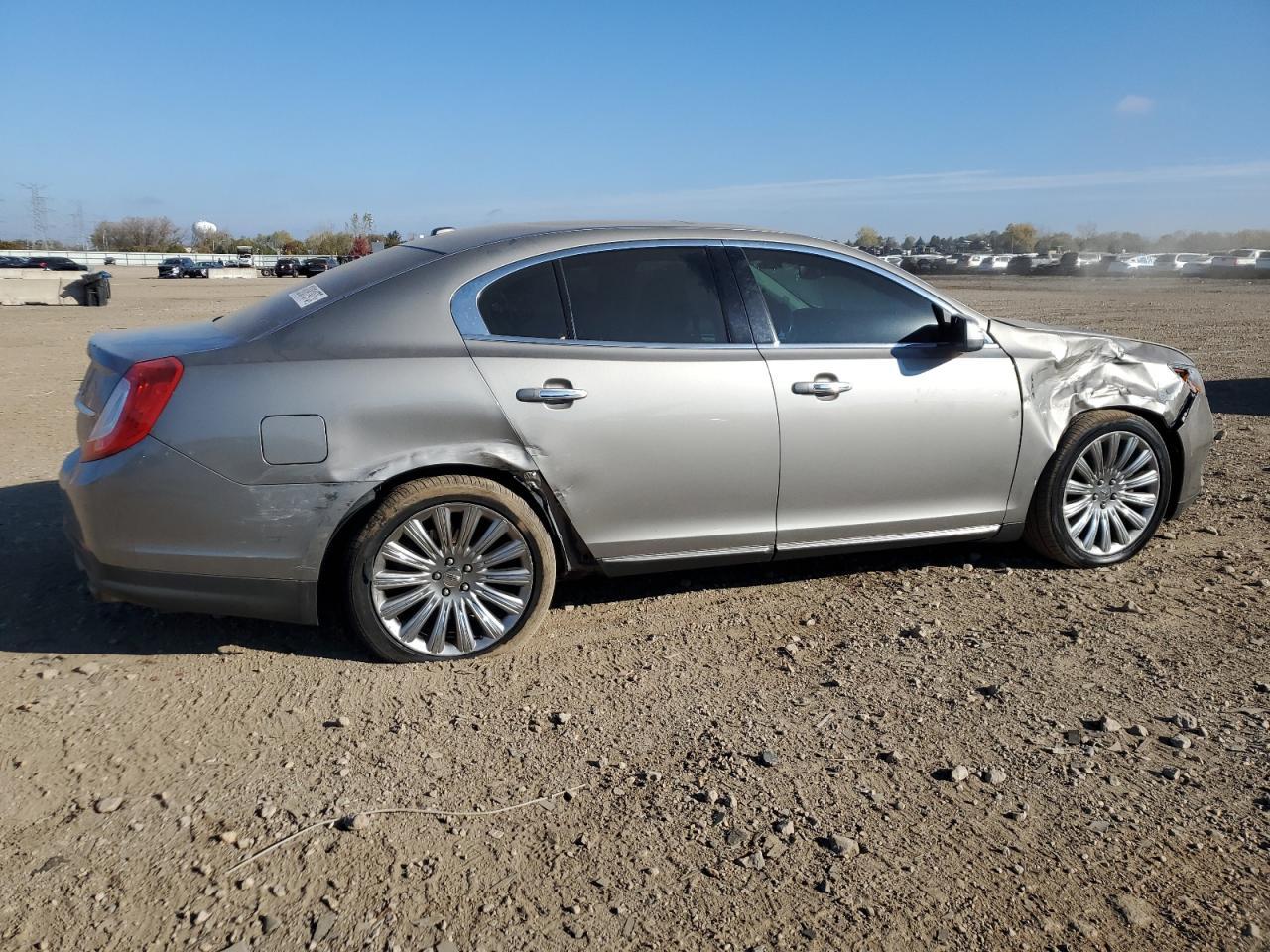 2015 Lincoln Mks - Image 3