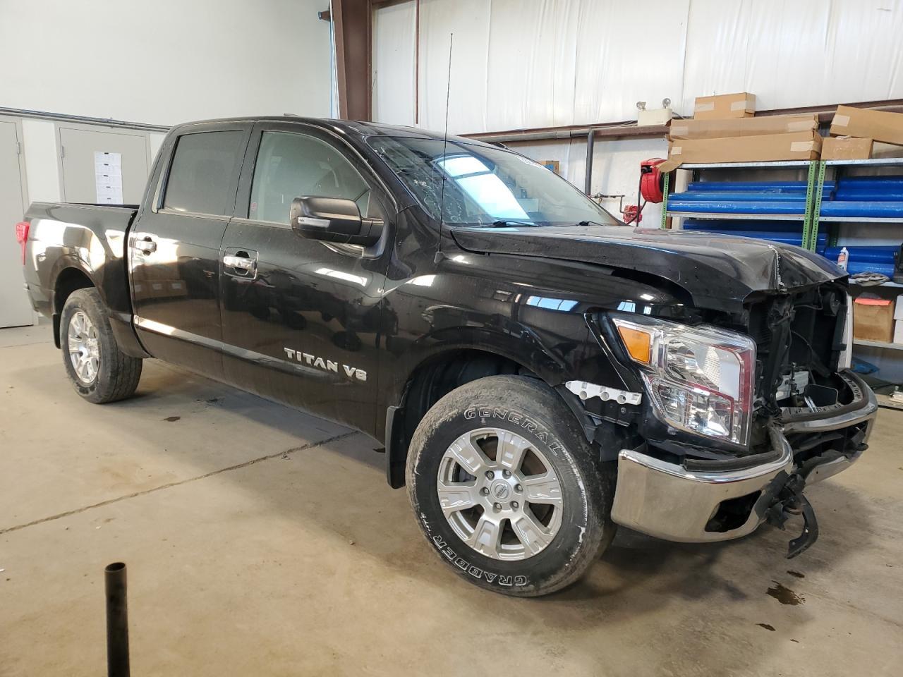 2018 Nissan Titan S - Фото 4