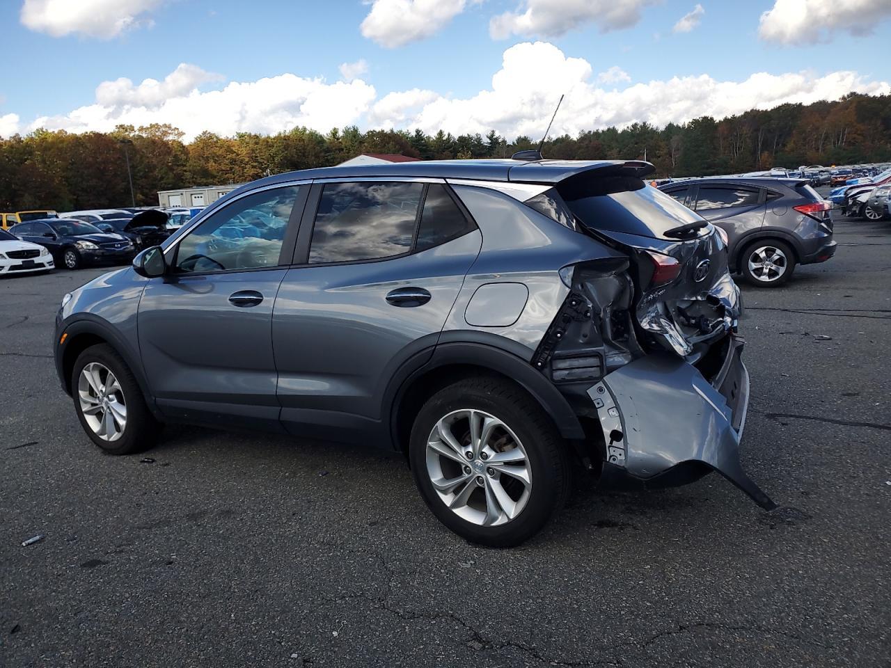 2022 Buick Encore Gx Preferred - Image 2