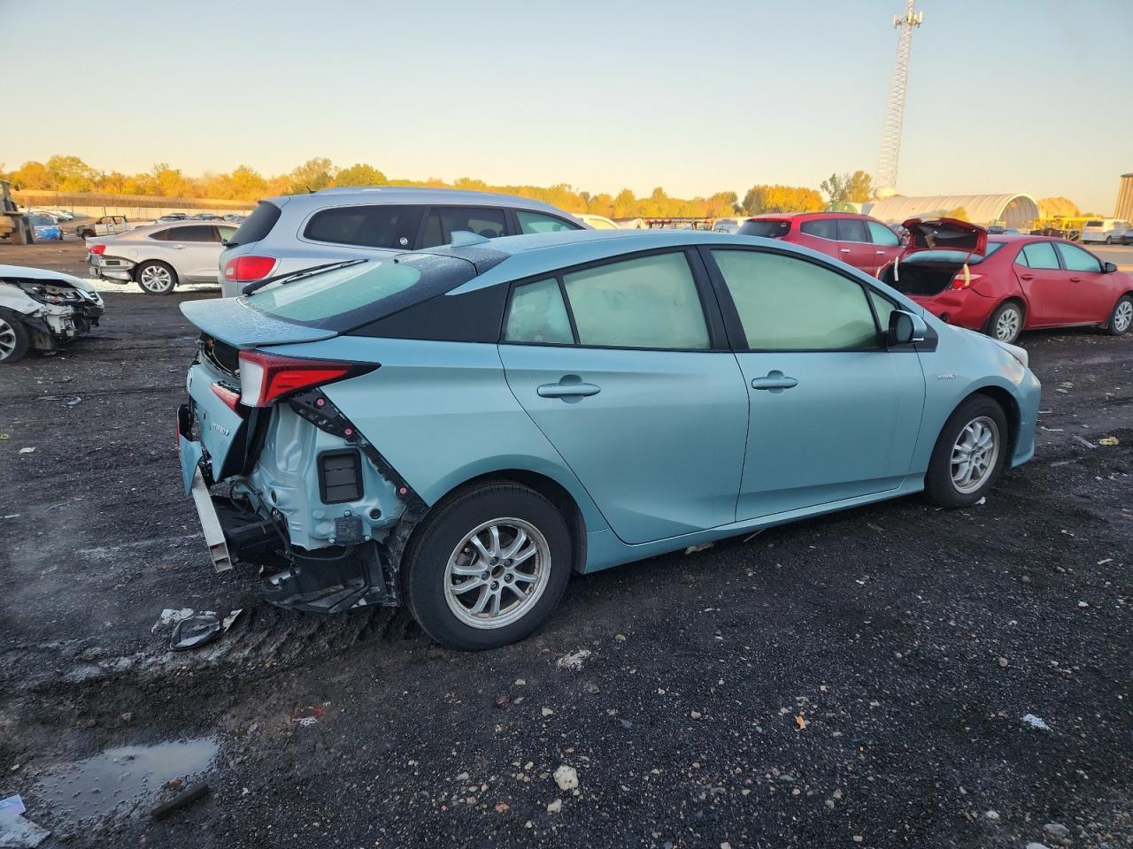 2019 Toyota Prius - Фото 3