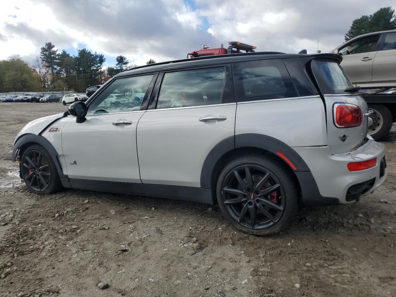 2019 Mini Cooper Jcw Clubman - Image 2