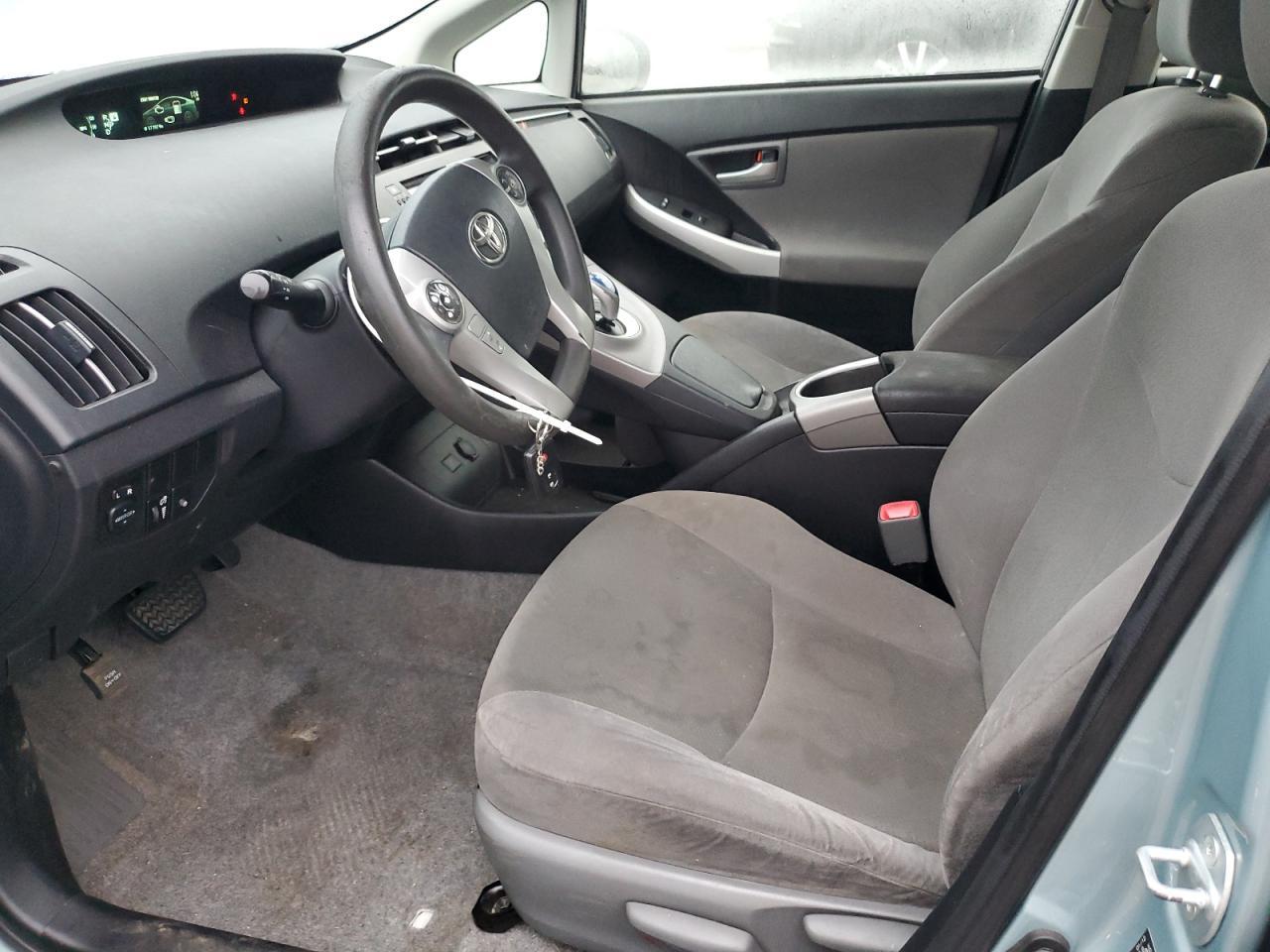 2012 Toyota Prius - Фото 7