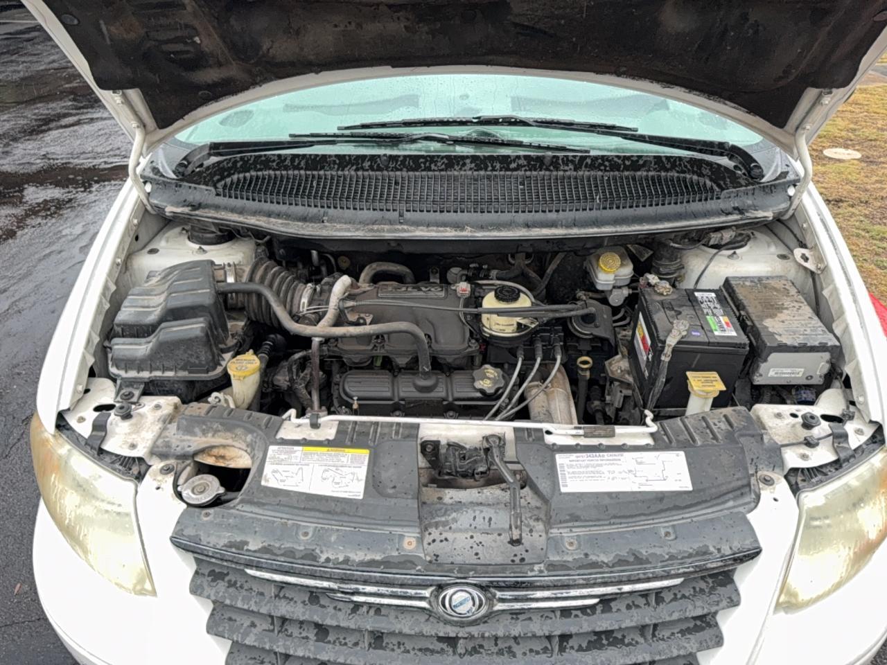 2005 Chrysler Town & Country Lx - Фото 7