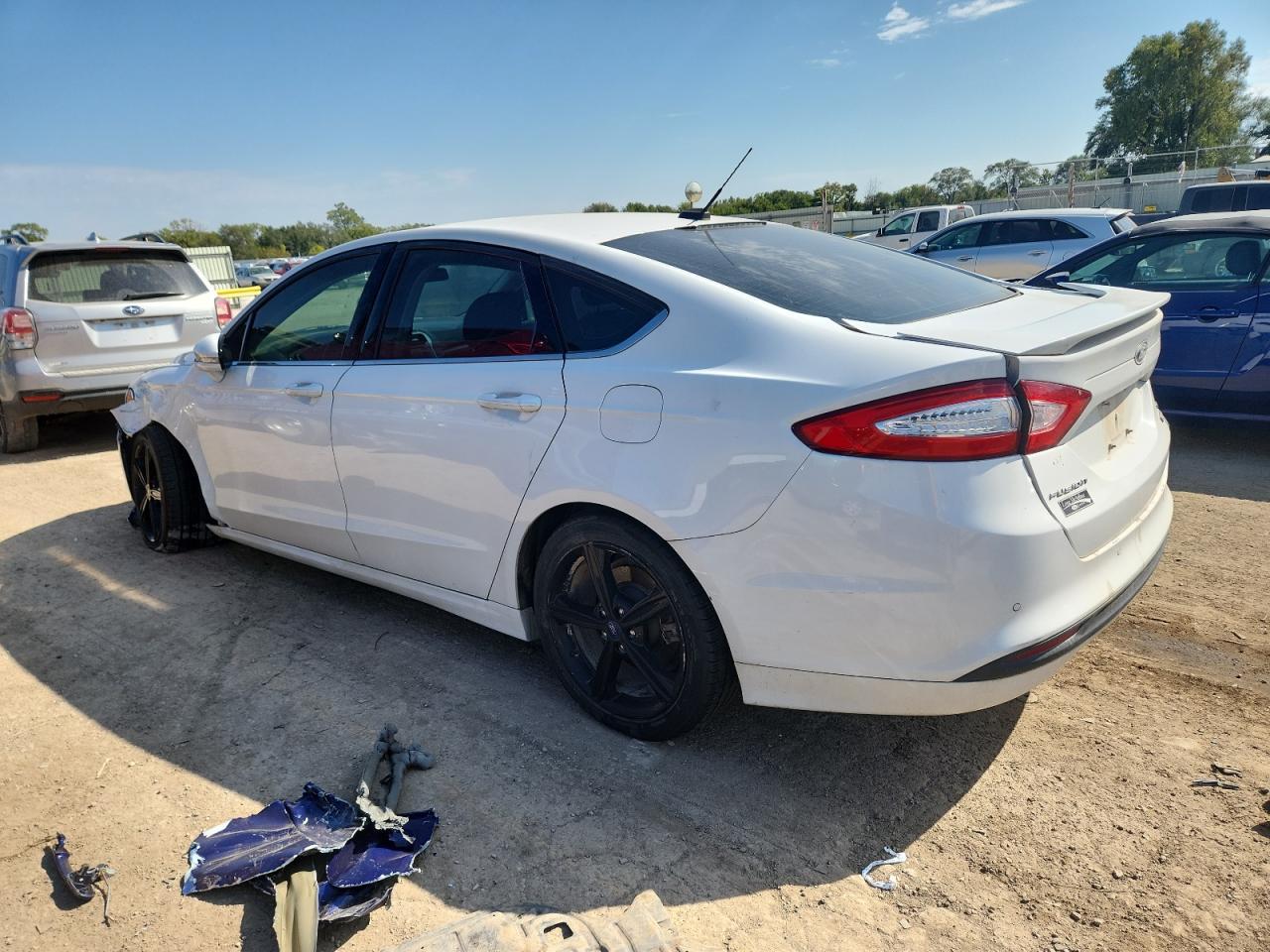 2016 Ford Fusion Se - Фото 2