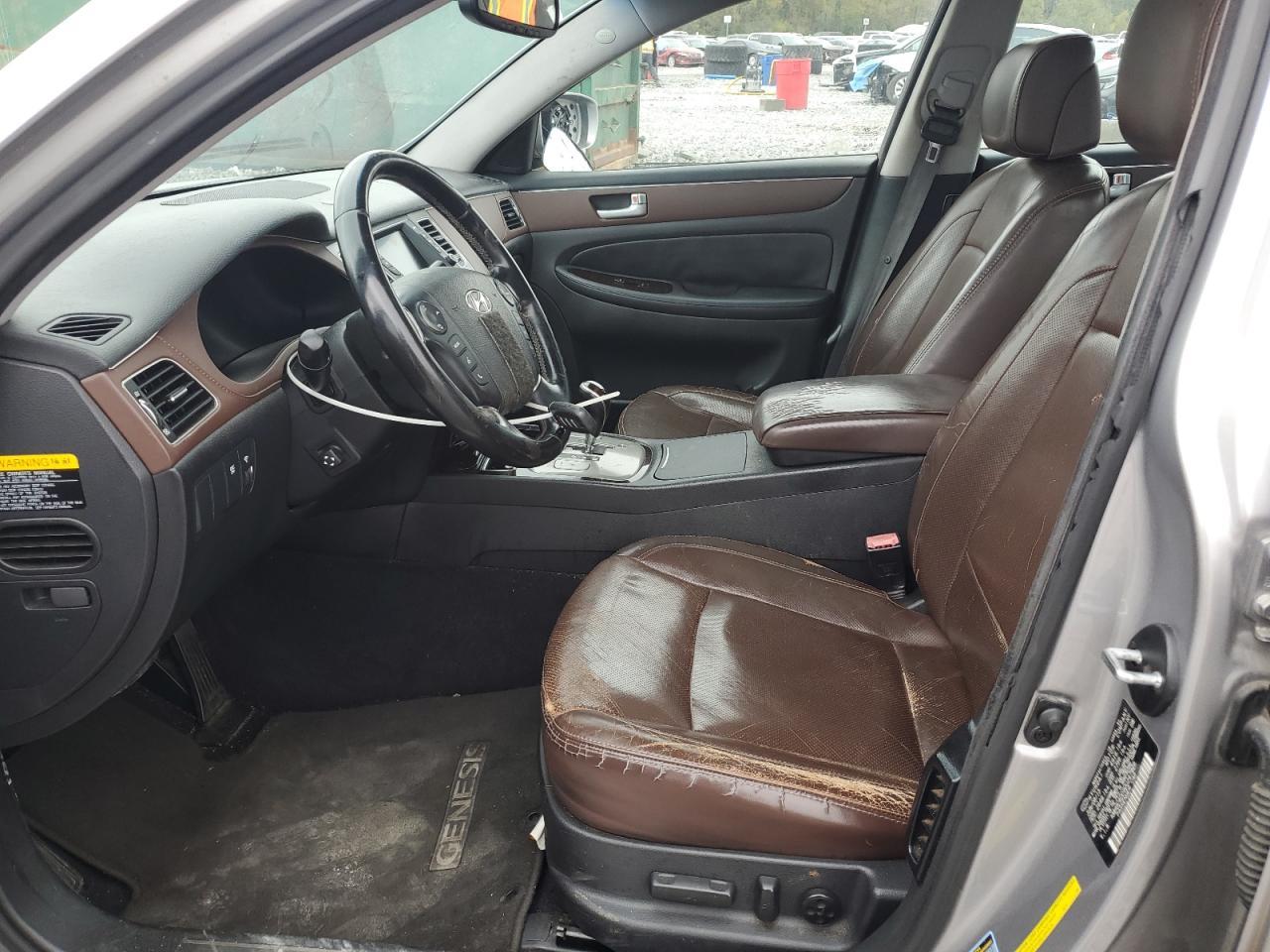 2013 Hyundai Genesis 3.8L - Image 7