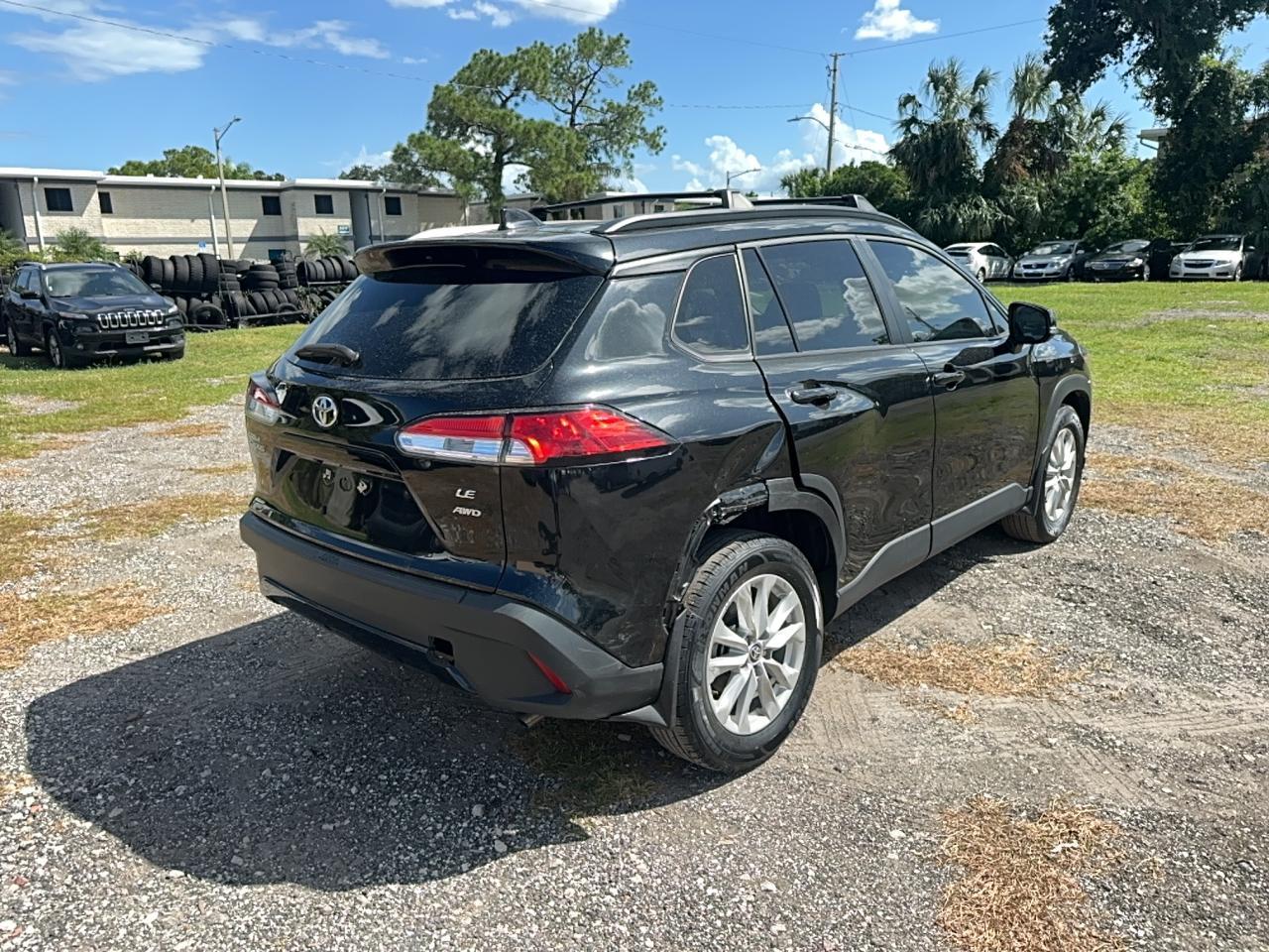 2023 Toyota Corolla Cross Le - Фото 4