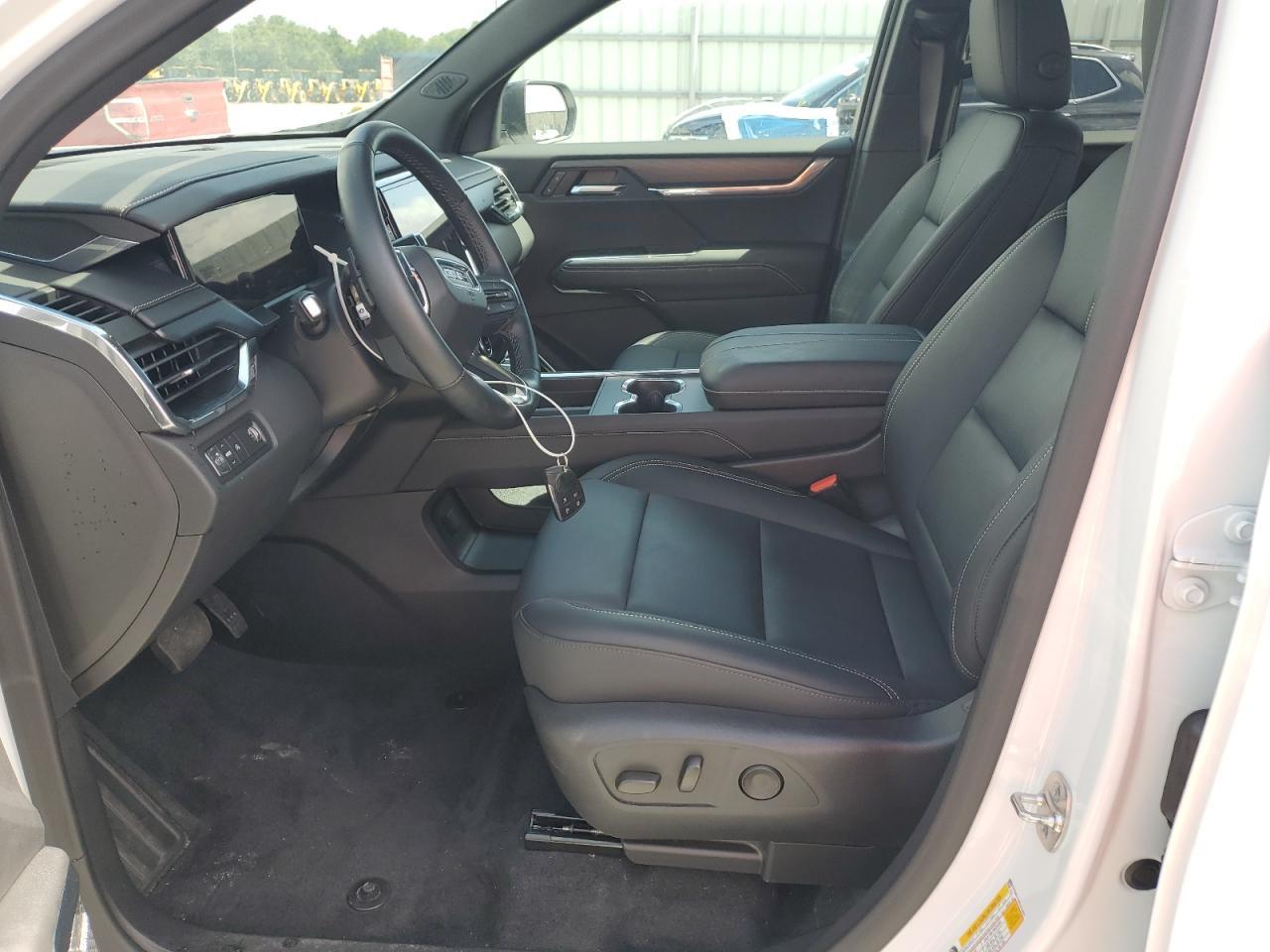 2024 GMC Acadia Uplevel - Image 7