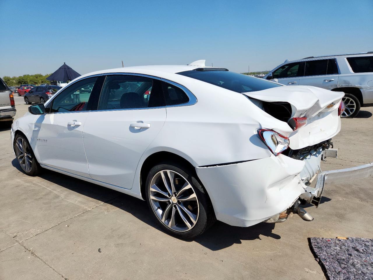 2024 Chevrolet Malibu Premier - Фото 2