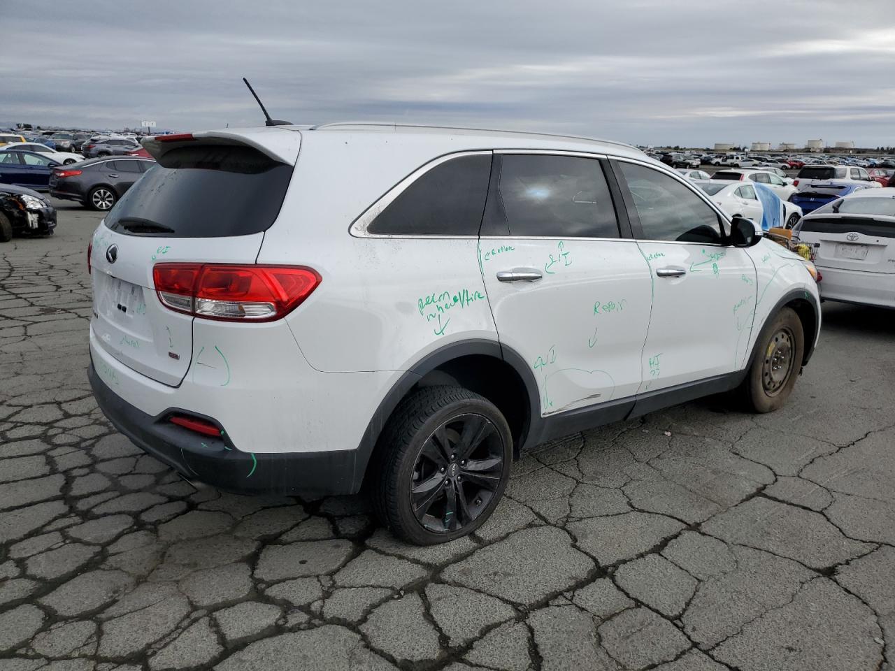 2017 Kia Sorento Lx - Image 3