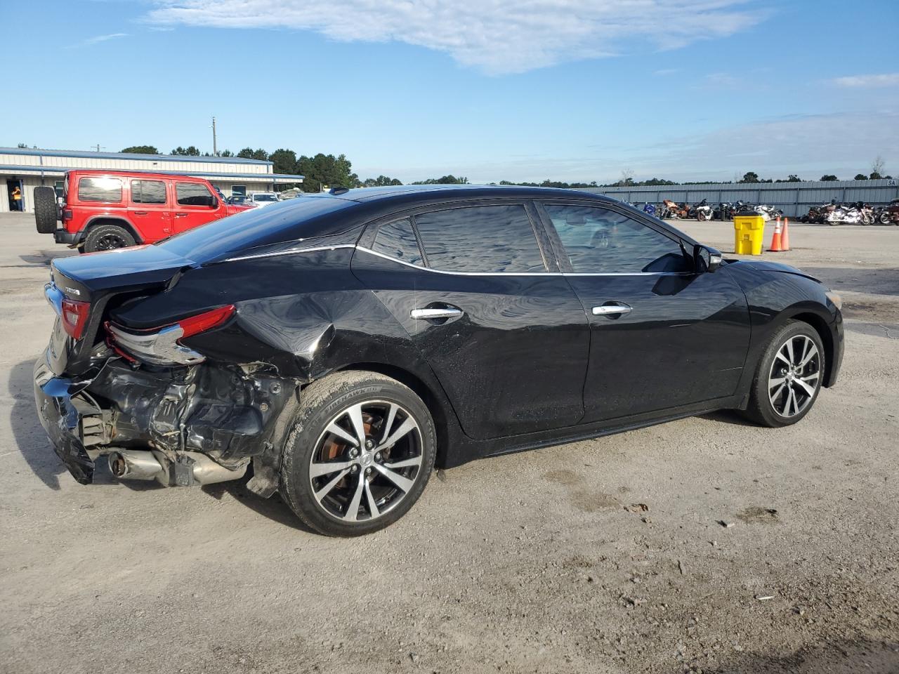 2017 Nissan Maxima 3.5S - Фото 3