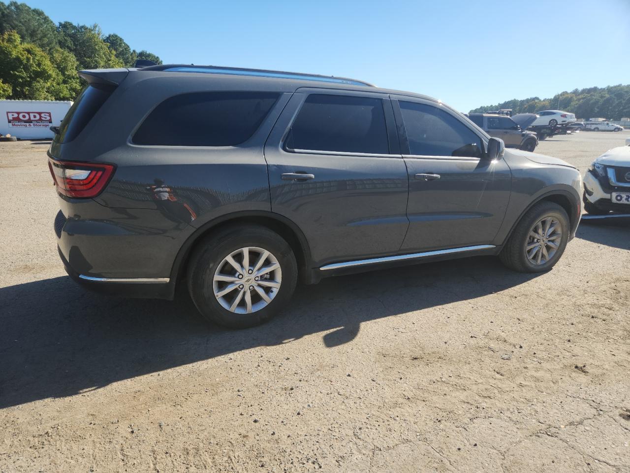 2023 Dodge Durango Sxt - Image 3