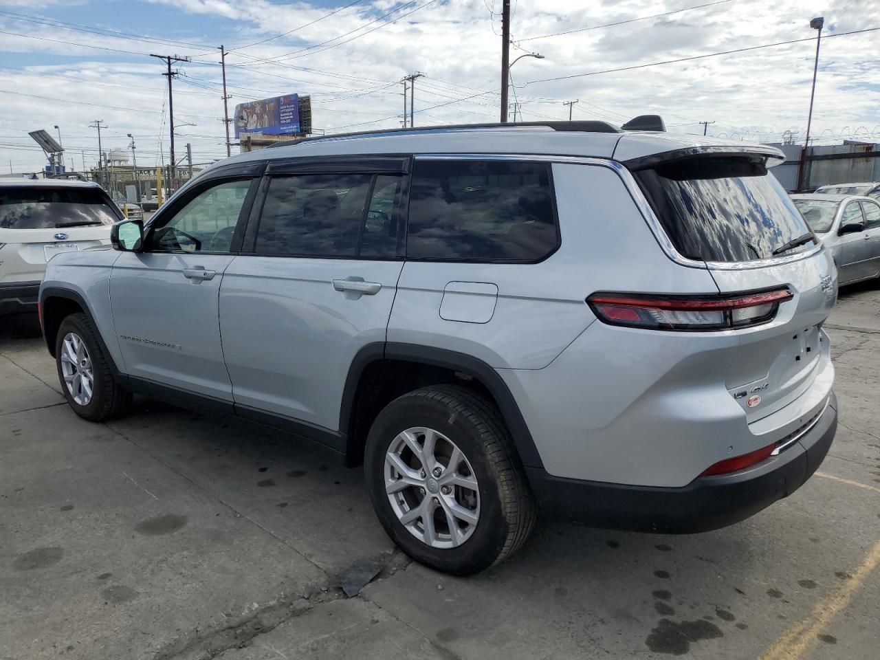 2022 Jeep Grand Cherokee L Limited - Image 2