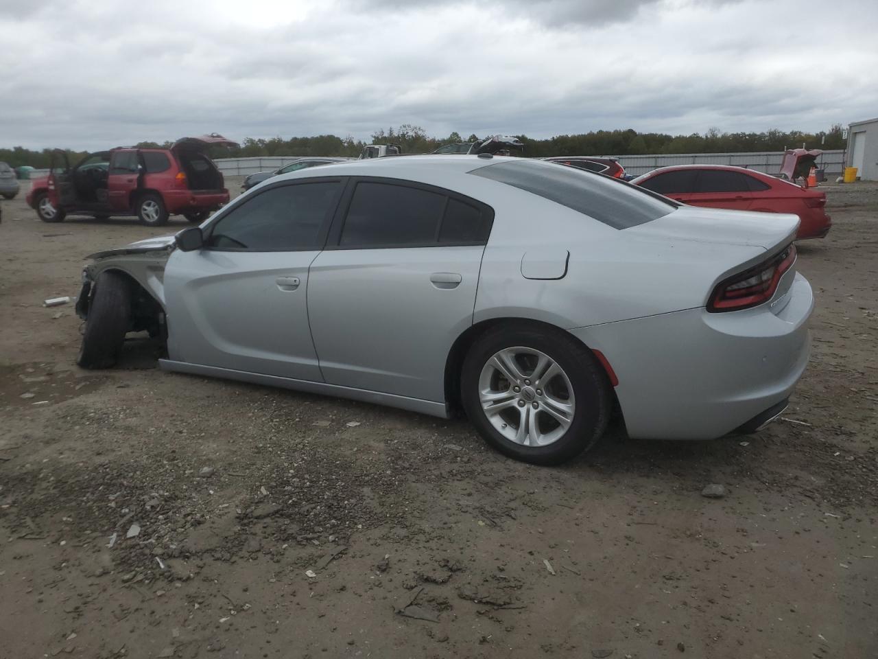 2021 Dodge Charger Sxt - Фото 2