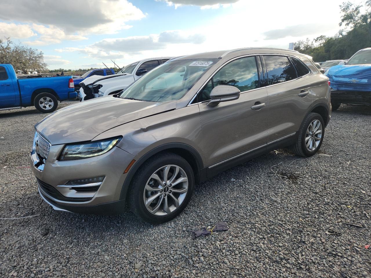 2019 Lincoln Mkc Select