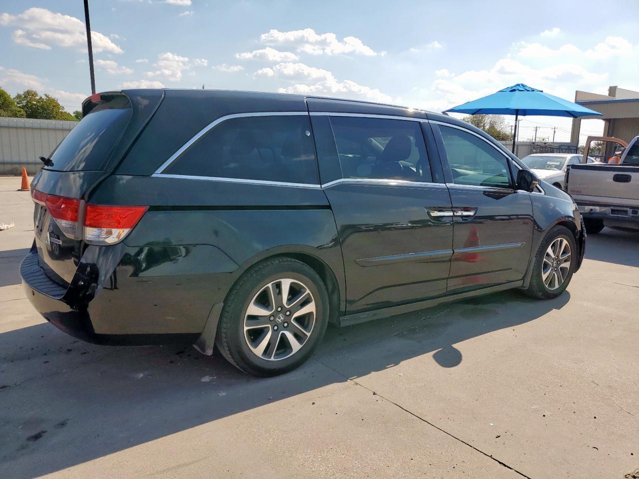 2015 Honda Odyssey Touring - Фото 3