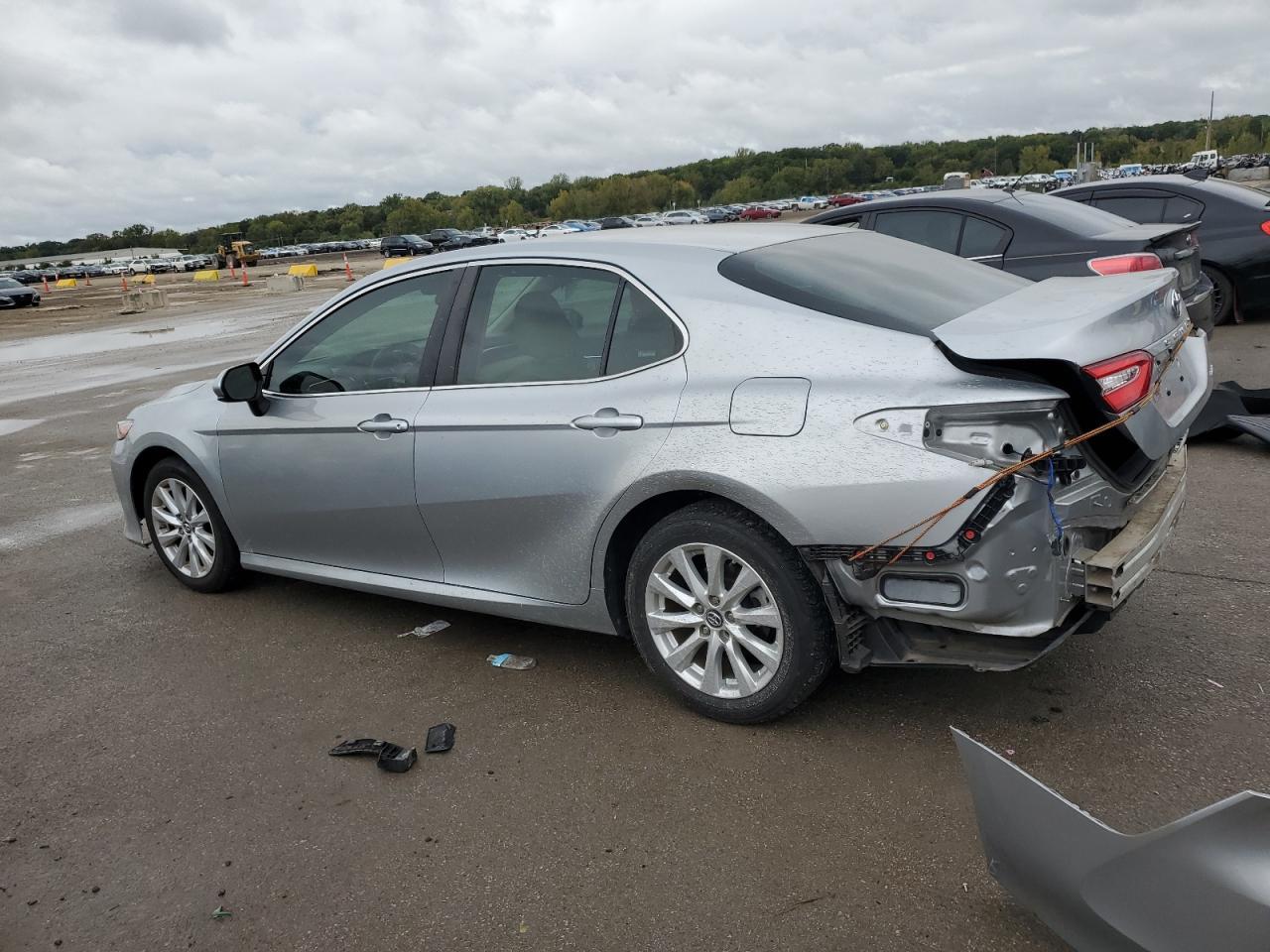 2018 Toyota Camry L - Фото 2