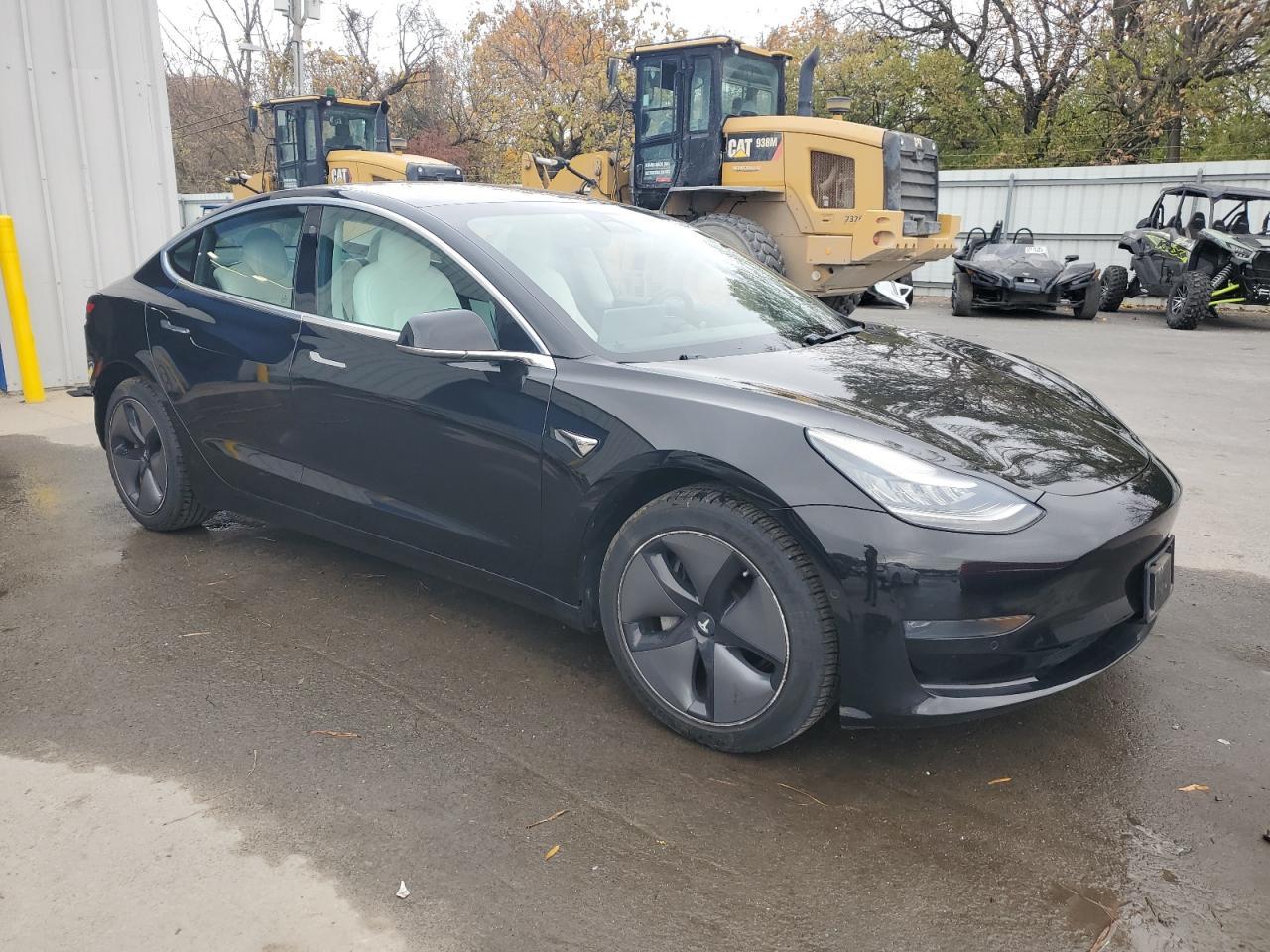 2018 Tesla Model 3 - Image 4