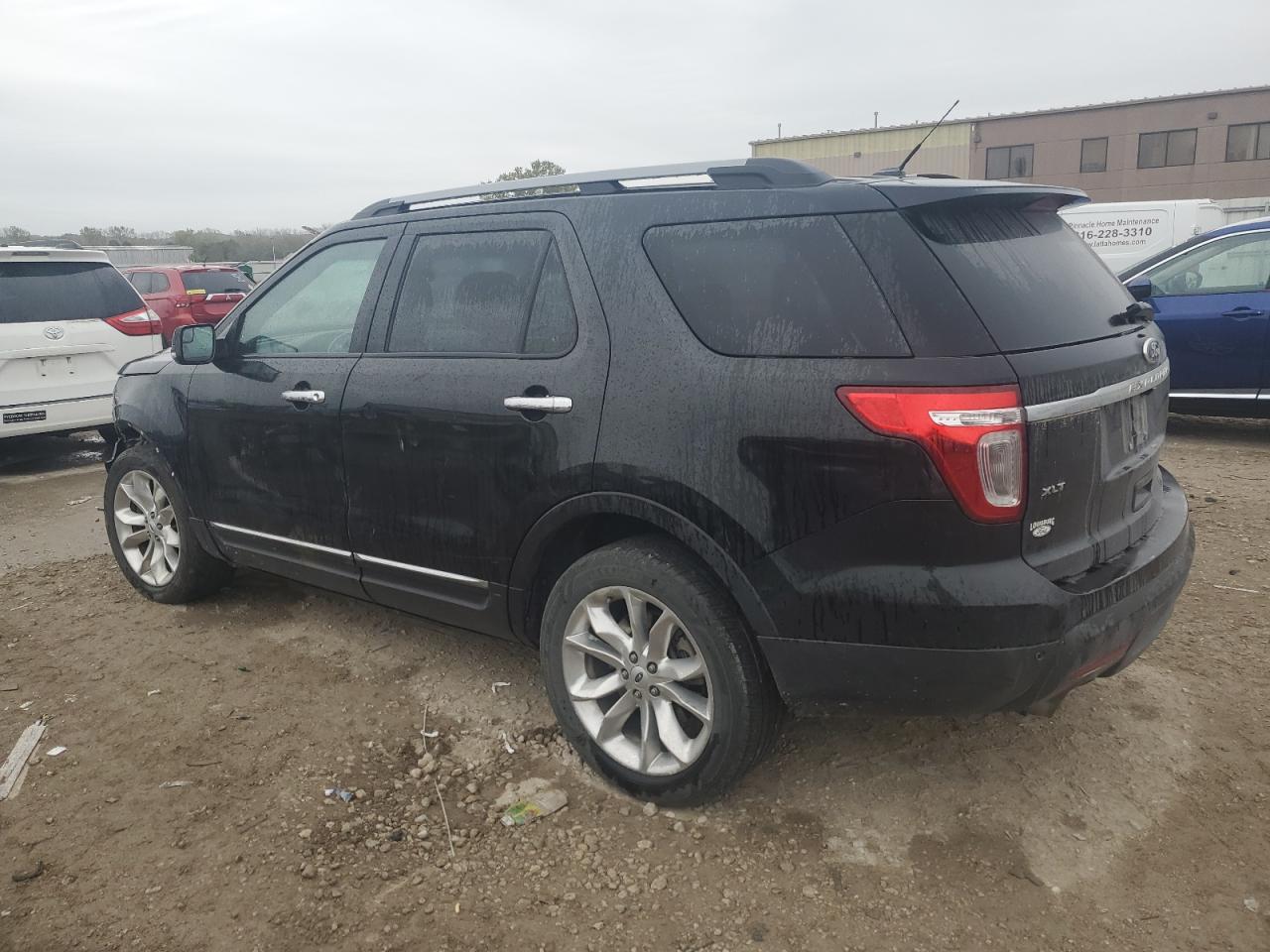 2013 Ford Explorer Xlt - Image 2