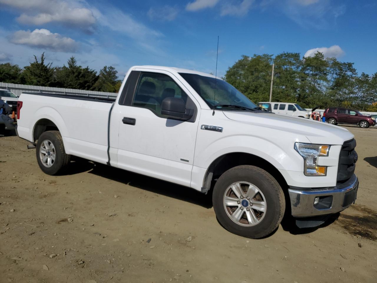2015 Ford F150 - Фото 4
