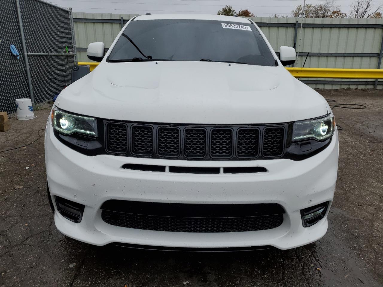 2018 Jeep Grand Cherokee Laredo - Image 5