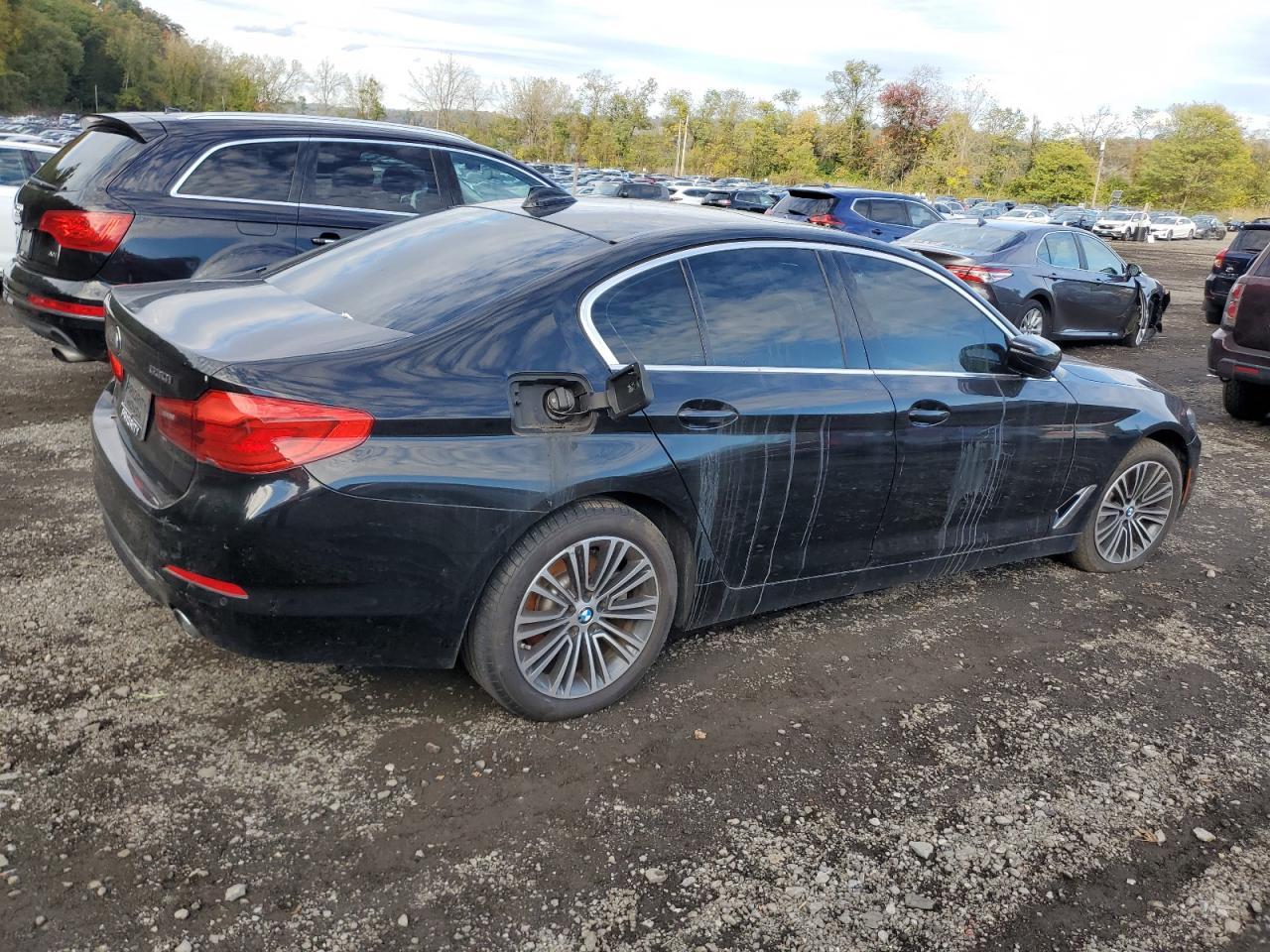 2020 BMW 530 I - Image 3