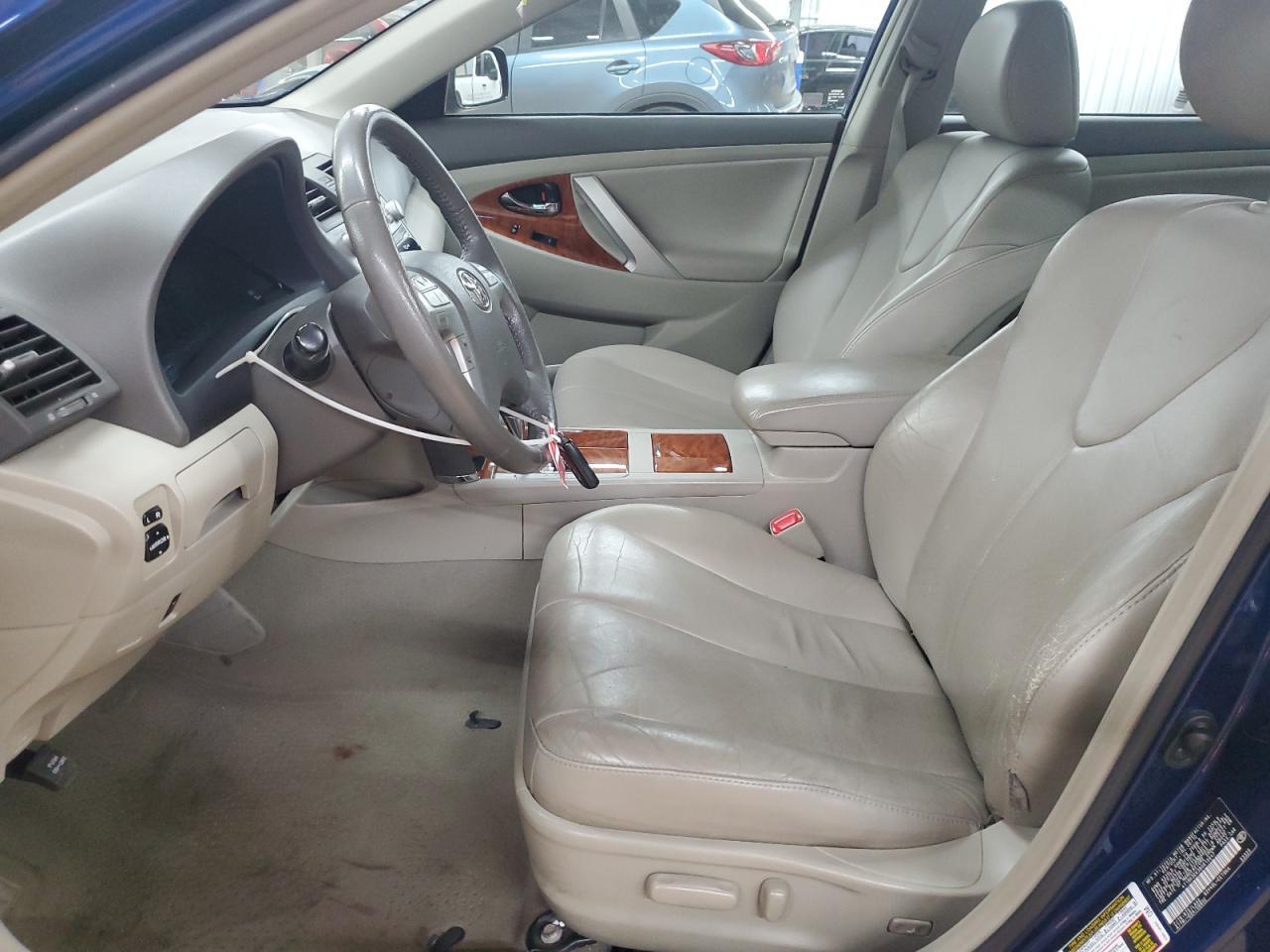 2011 Toyota Camry Se - Фото 7