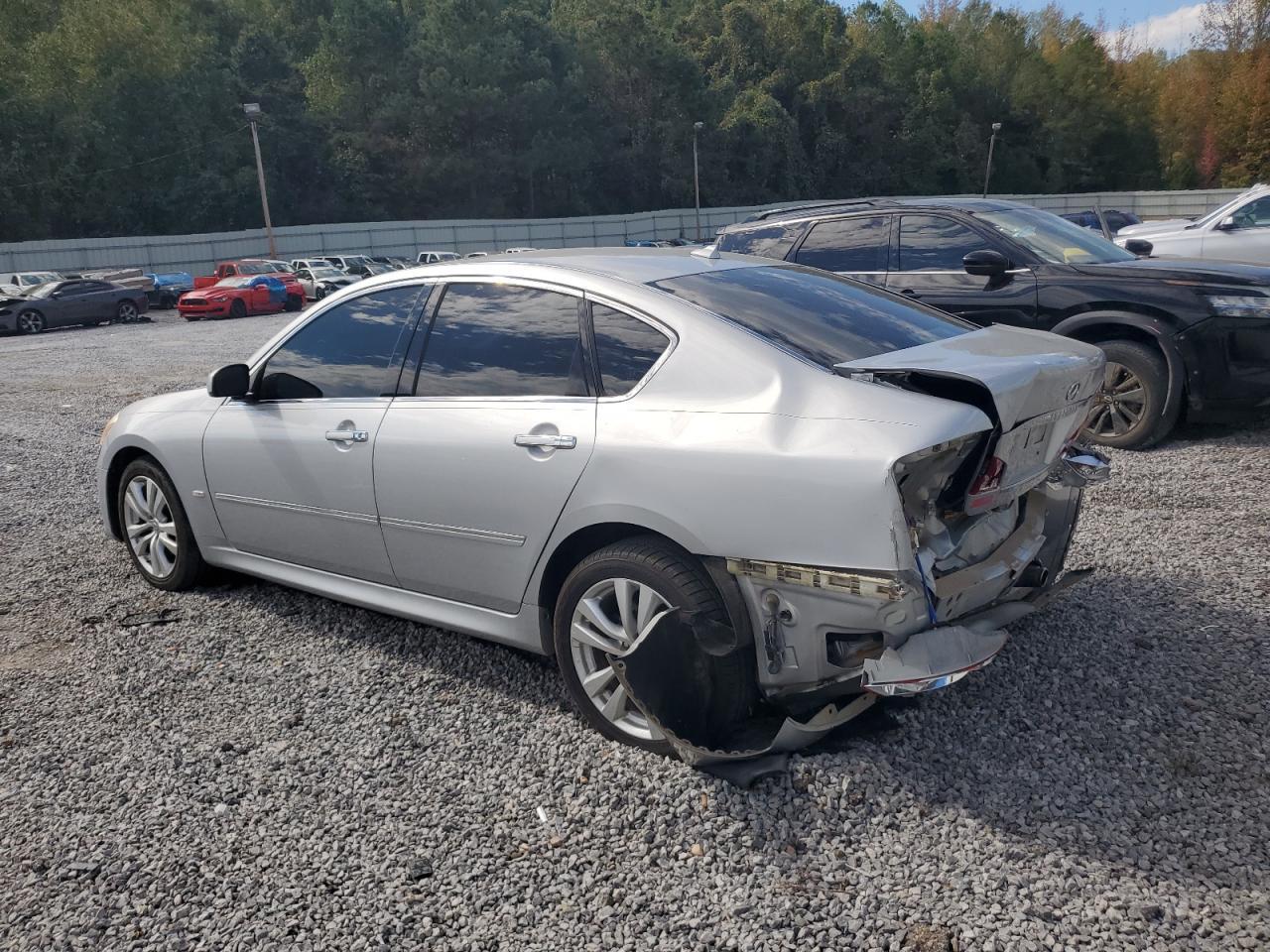 2010 Infiniti M35 Base - Фото 2