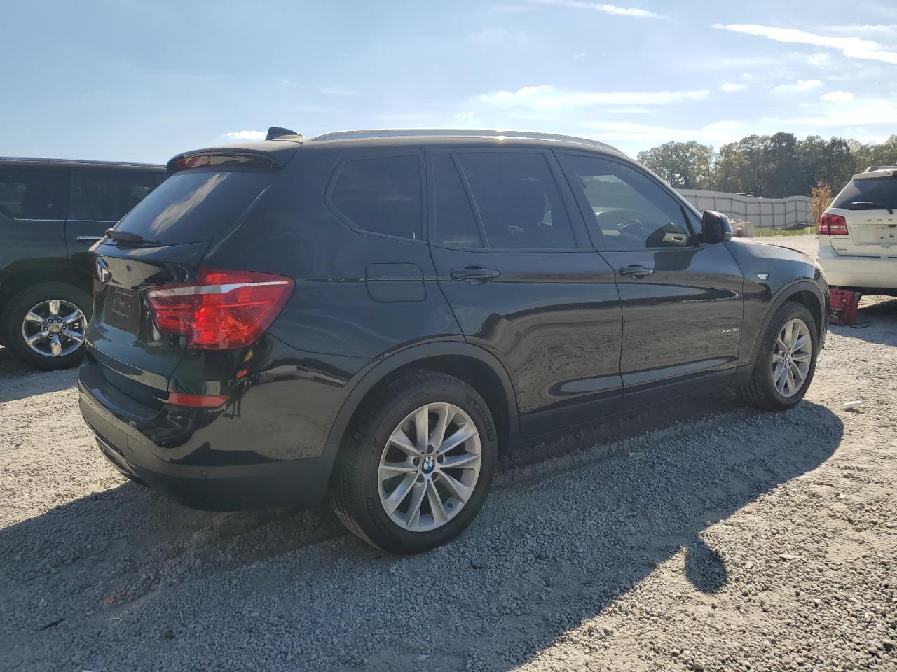 2016 BMW X3 xDrive28I - Фото 3