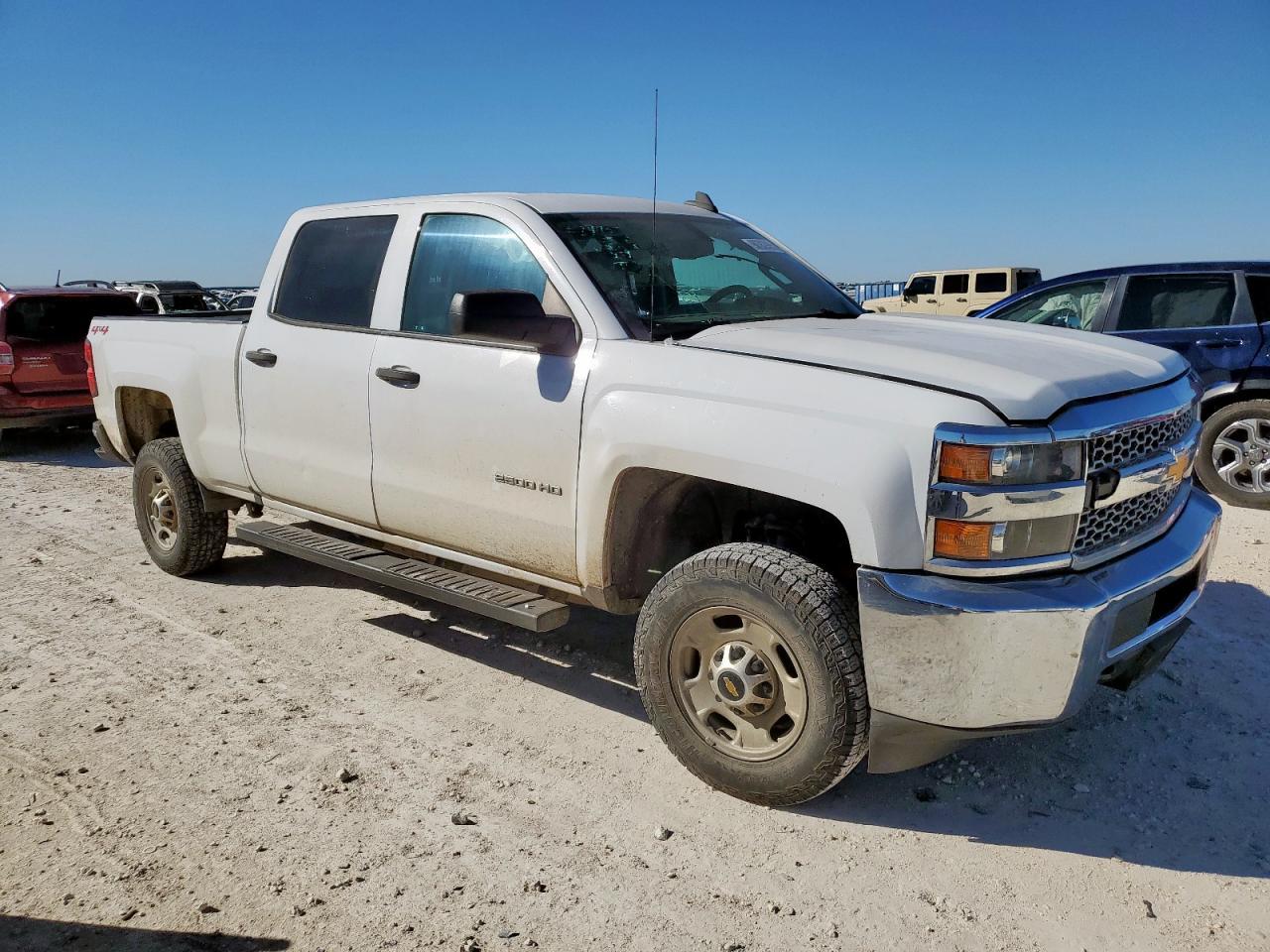 2019 Chevrolet Silverado K2500 Heavy Duty - Фото 4