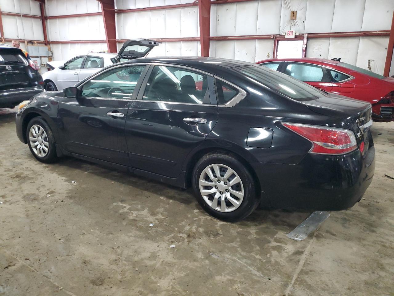 2015 Nissan Altima 2.5 - Фото 2