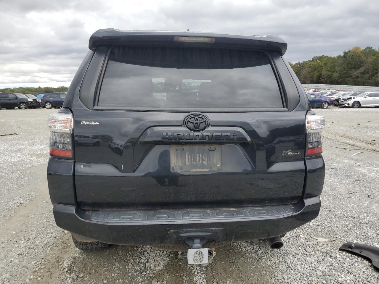 2021 Toyota 4Runner Sr5/Sr5 Premium - Image 6