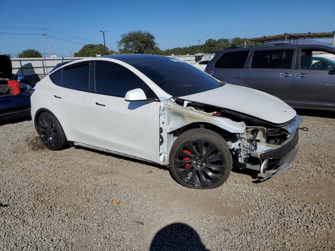 2024 Tesla Model Y - Image 4