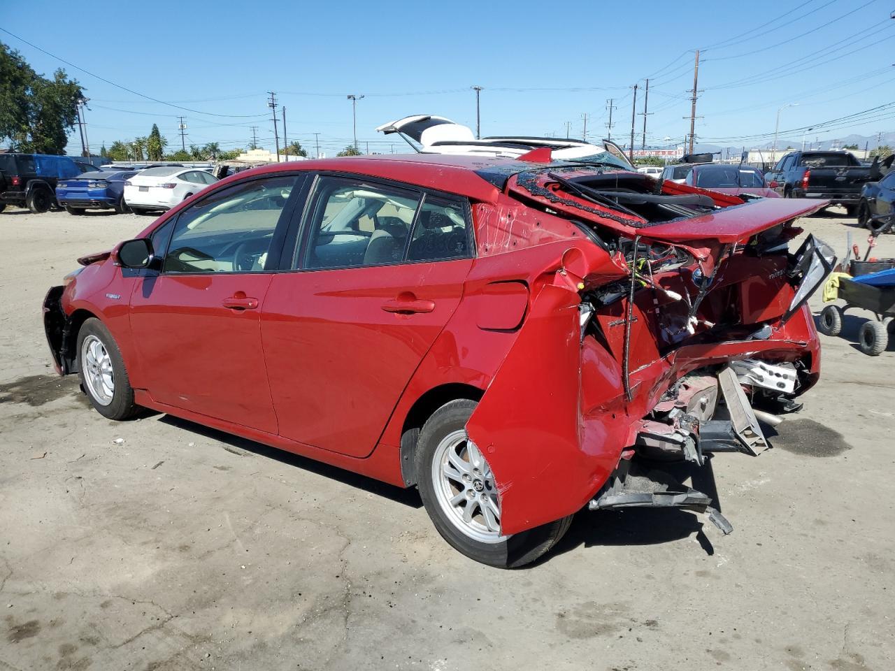 2019 Toyota Prius - Image 2