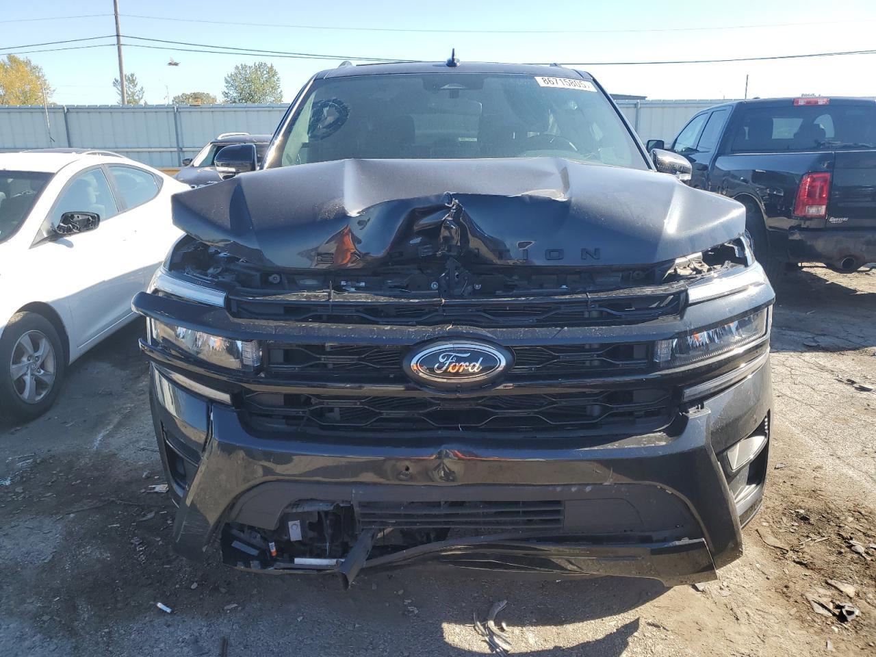 2023 Ford Expedition Max Limited - Image 5