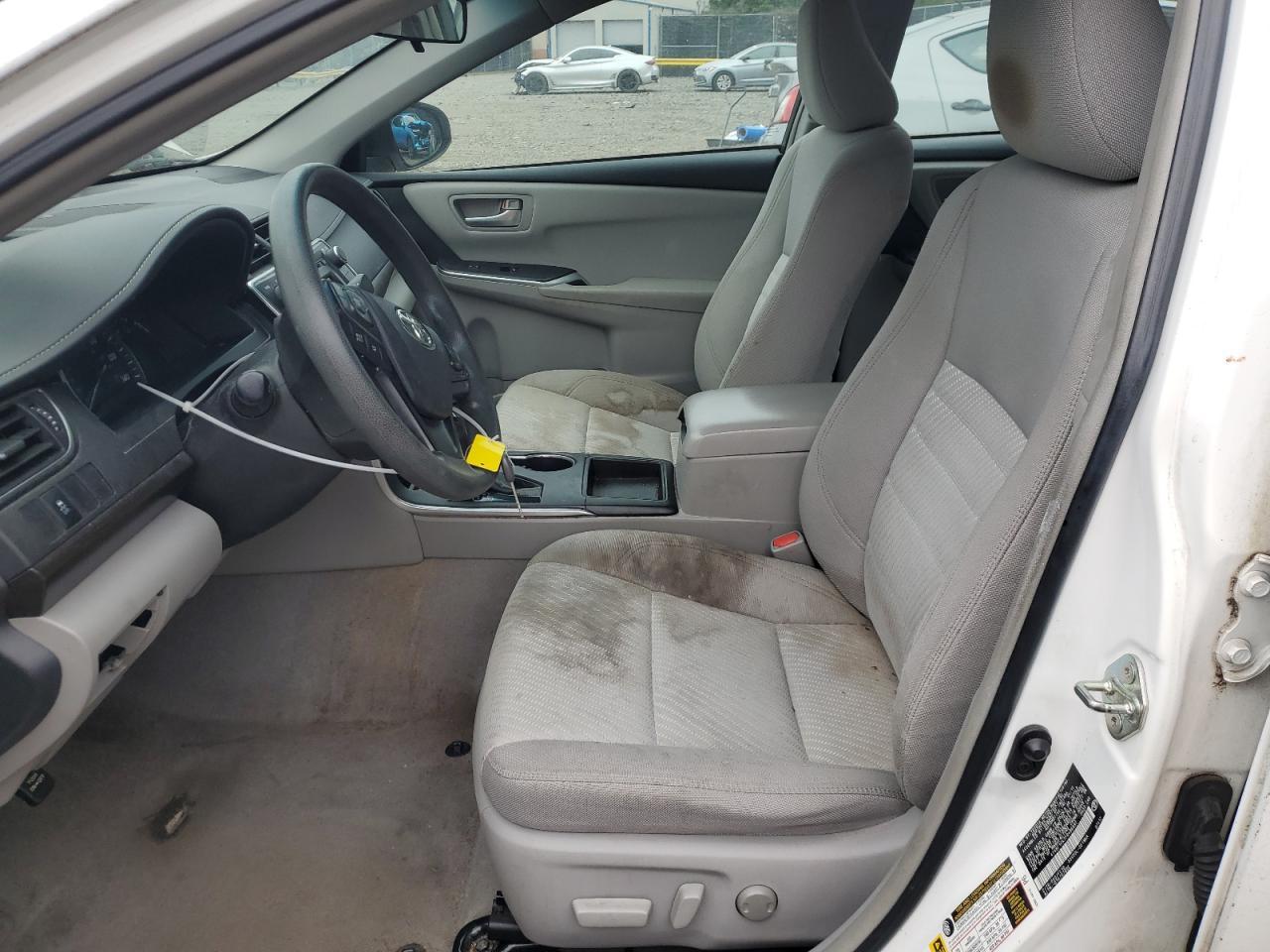 2015 Toyota Camry Le - Image 7