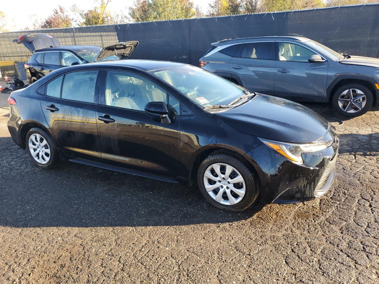 2023 Toyota Corolla Le - Image 4