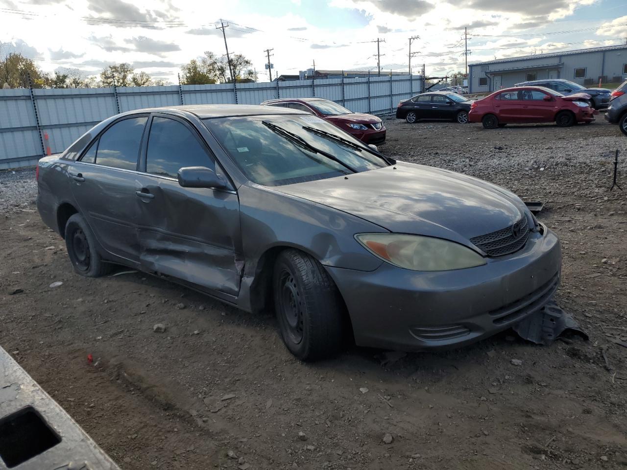 2004 Toyota Camry Le - Фото 4