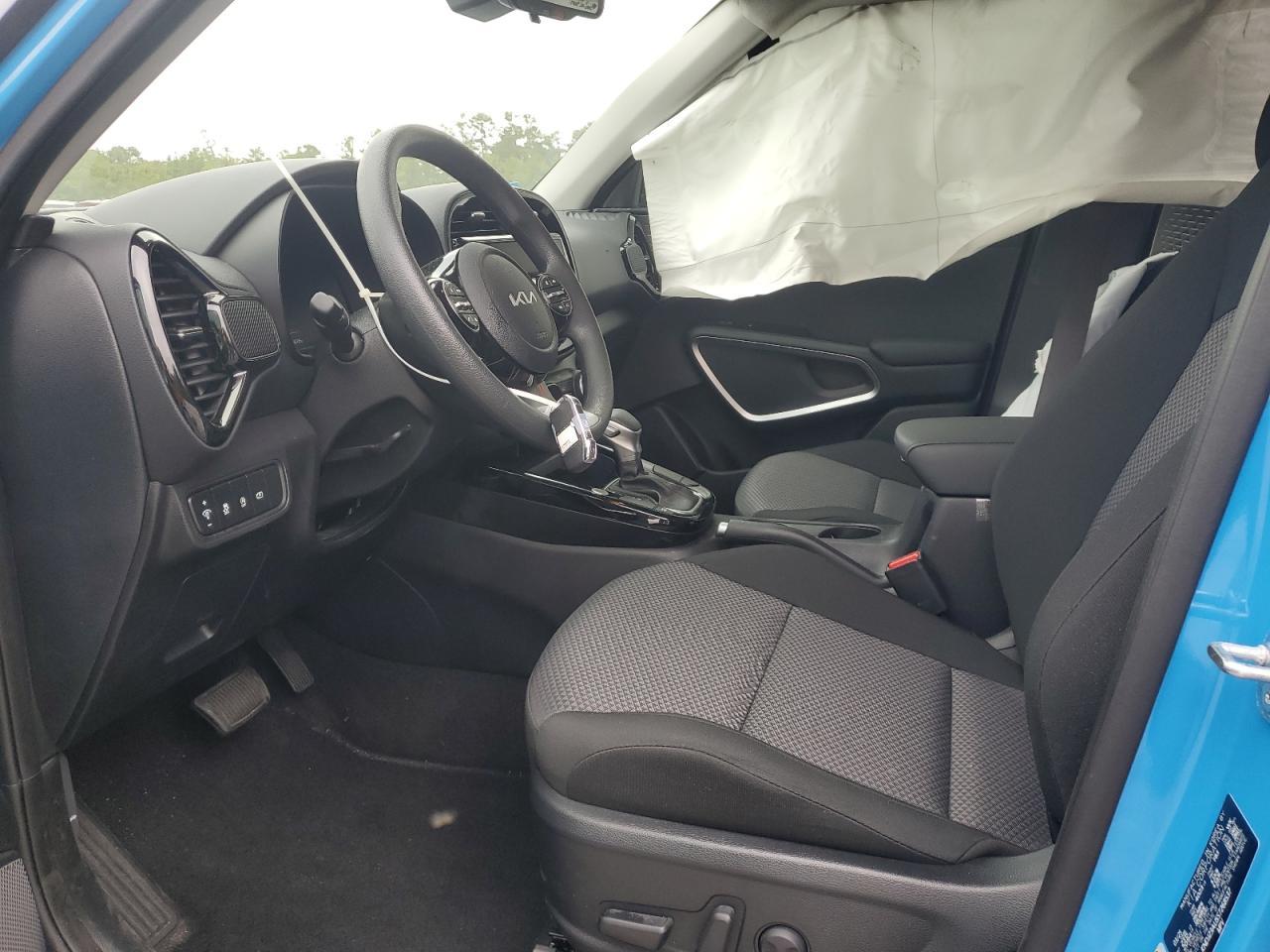 2025 Kia Soul Lx - Image 7