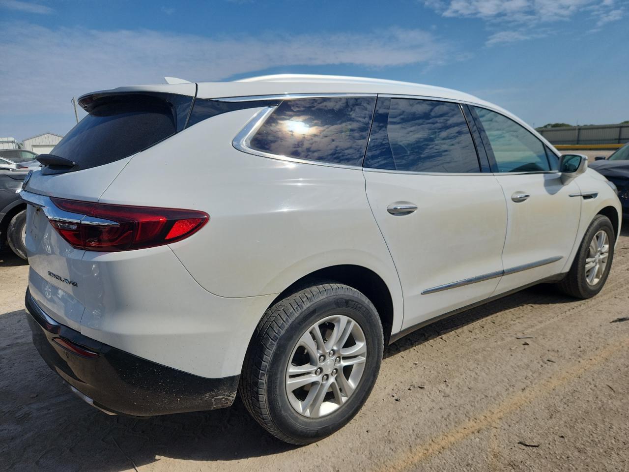 2018 Buick Enclave Essence - Фото 3