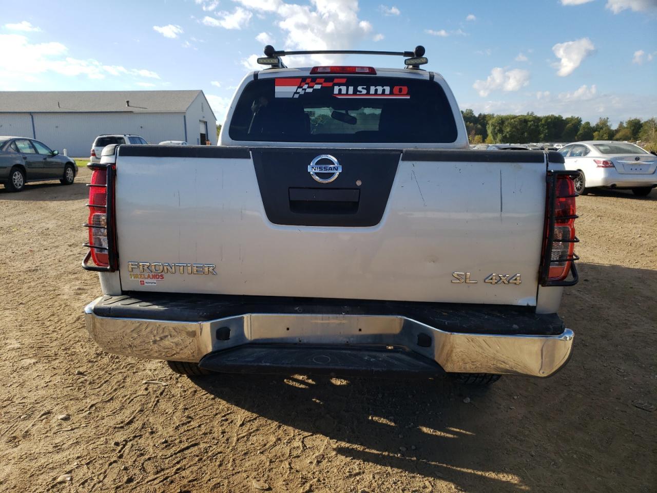 2011 Nissan Frontier S - Фото 6