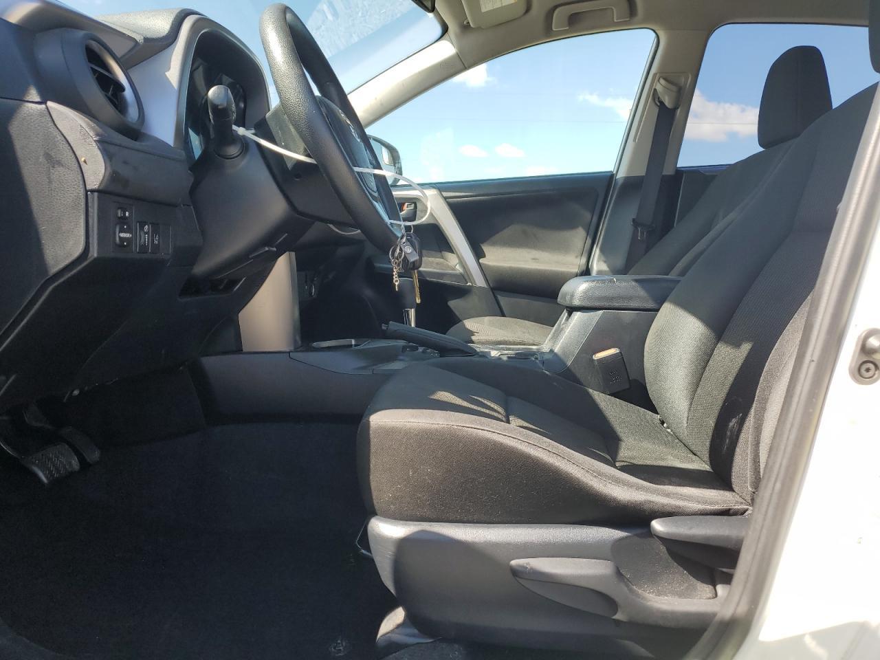 2017 Toyota Rav4 Le - Фото 7