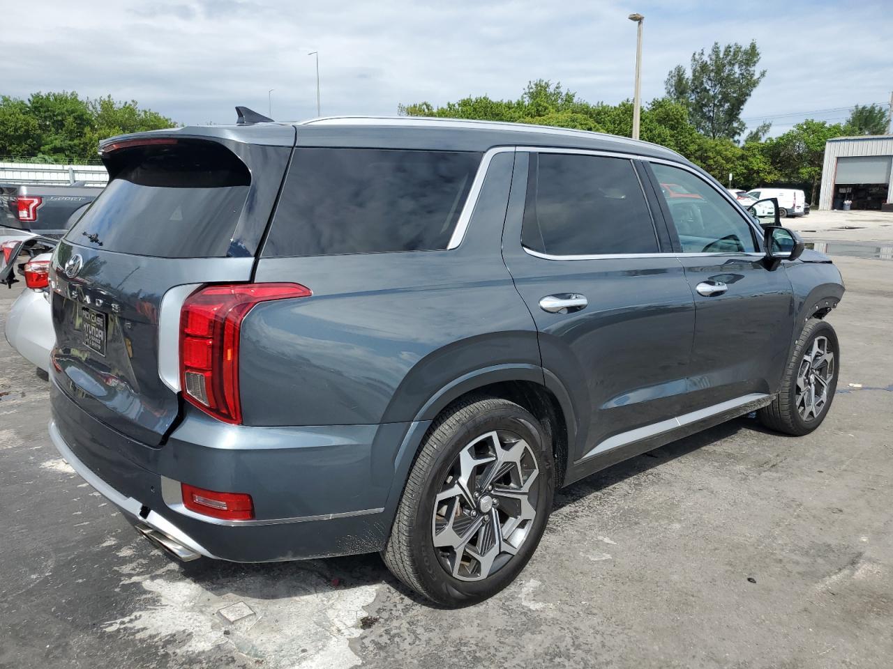 2022 Hyundai Palisade Calligraphy - Image 3