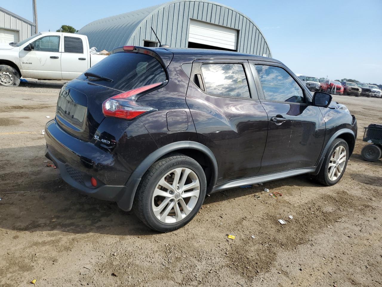 2016 Nissan Juke S - Image 3