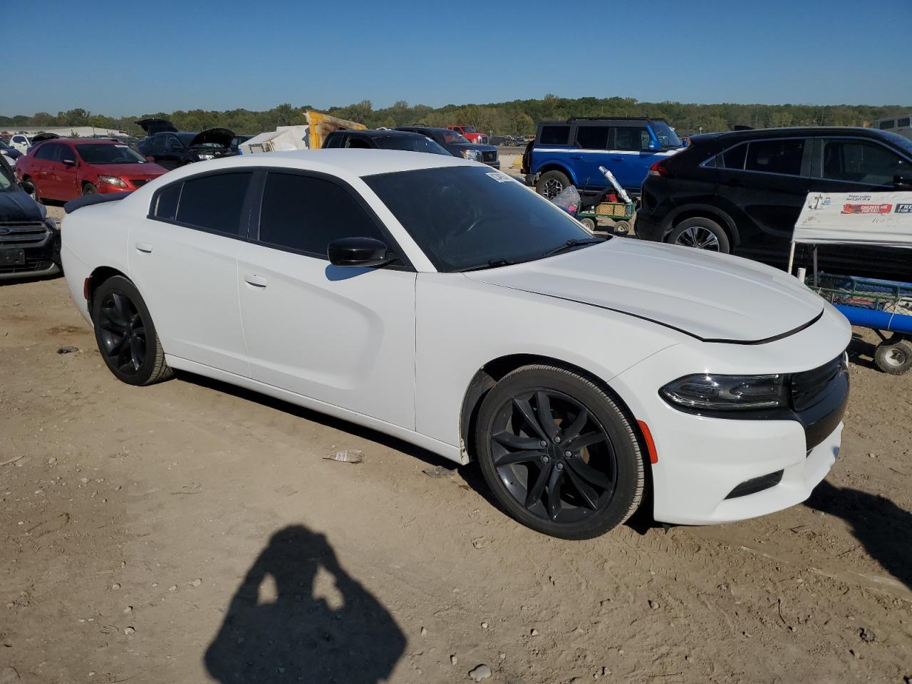 2016 Dodge Charger Sxt - Image 4