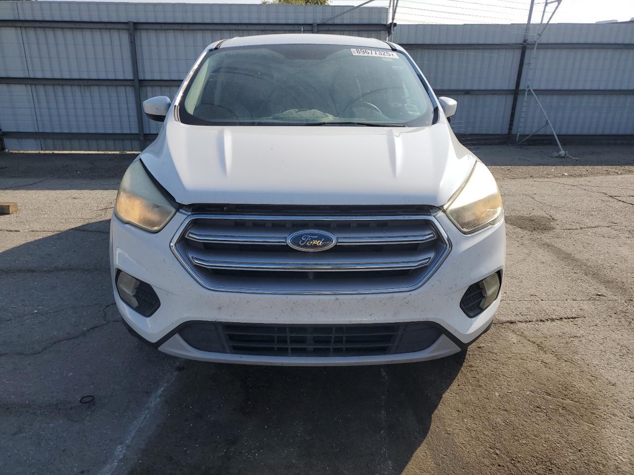 2017 Ford Escape Se - Фото 5