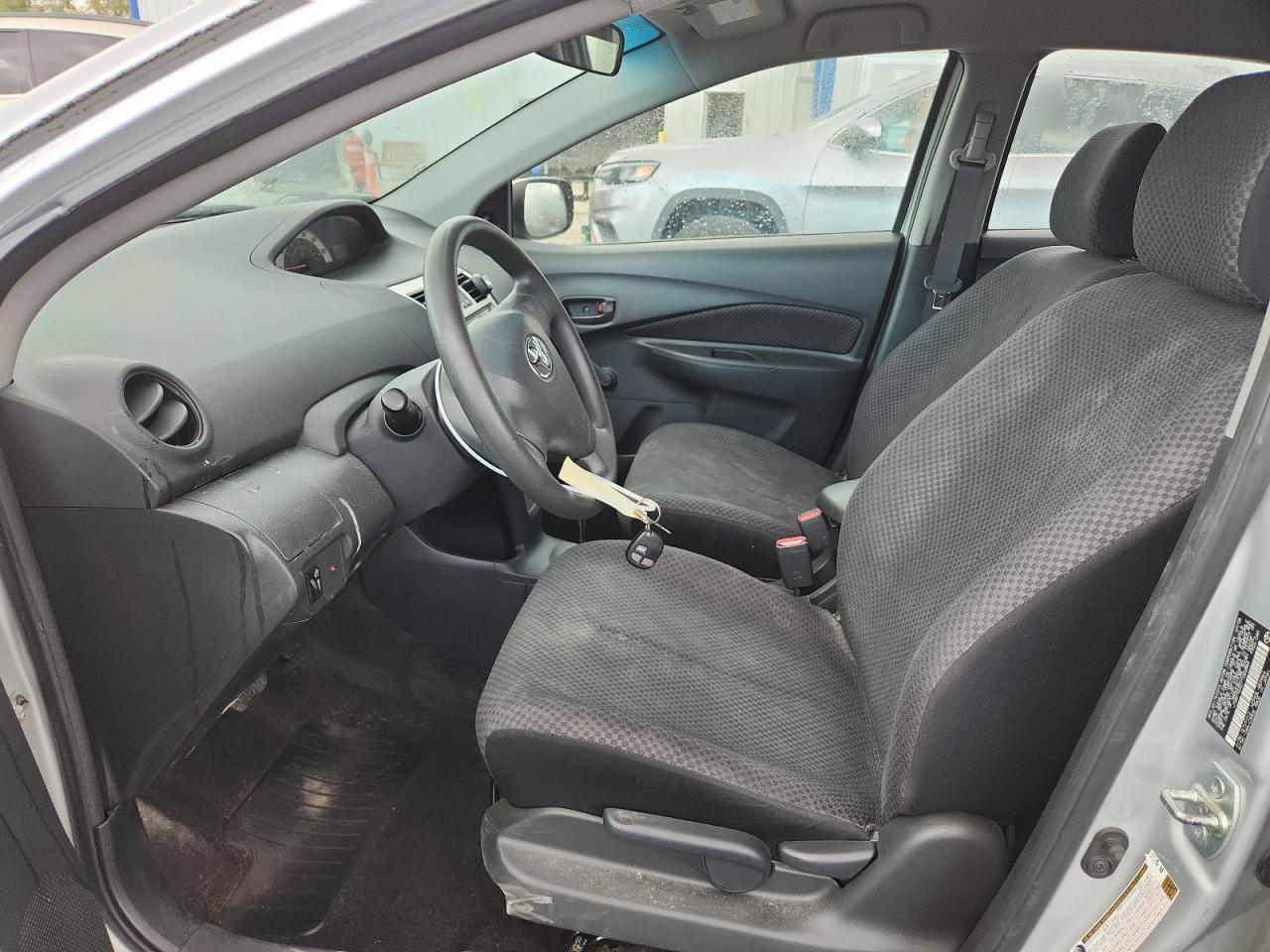 2007 Toyota Yaris - Фото 7