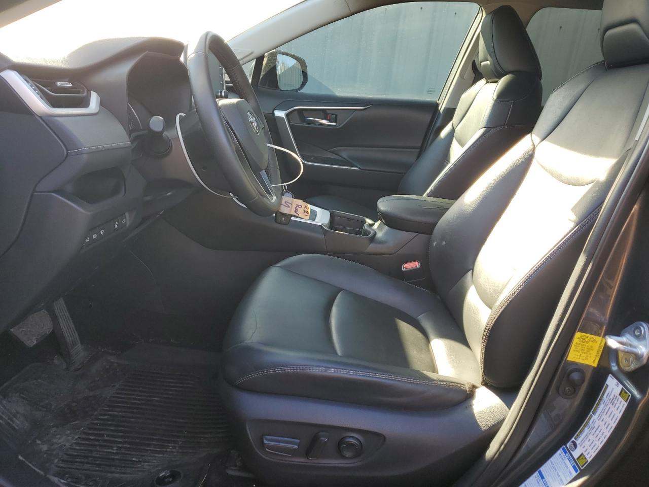 2021 Toyota Rav4 Xle Premium - Image 7